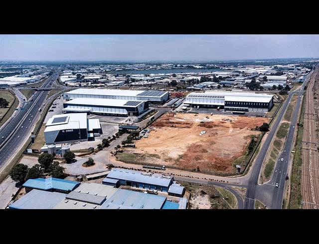 9,909M² WAREHOUSE TO LET IN JET PARK