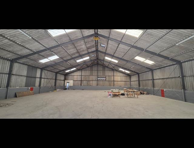 500M² WAREHOUSE TO LET IN PAARL CENTRAL