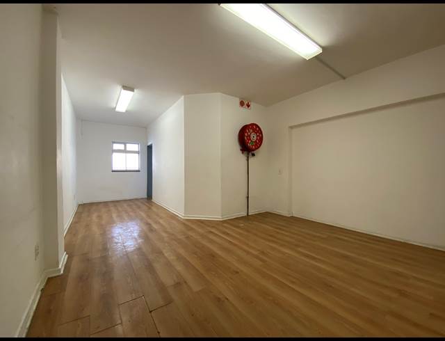 318M² WAREHOUSE TO LET IN MARCONI BEAM INDUSTRIA
