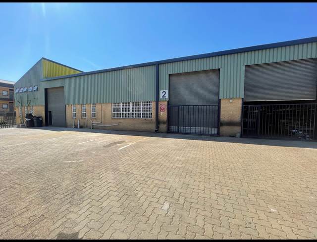 555M² WAREHOUSE TO LET IN RANDJESPARK