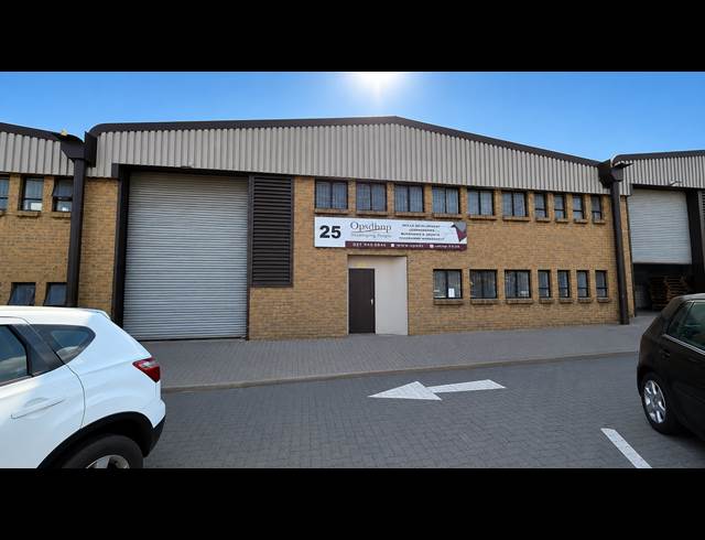 331M² WAREHOUSE TO LET IN MEADOWDALE