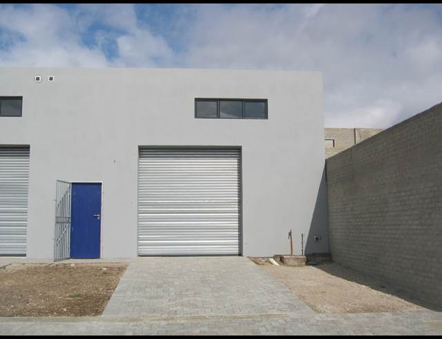 170M² WORKSHOP TO LET IN BROADLANDS PARK