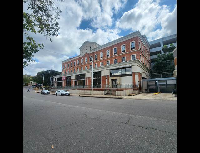 300M² OFFICE RENTED IN MUSGRAVE