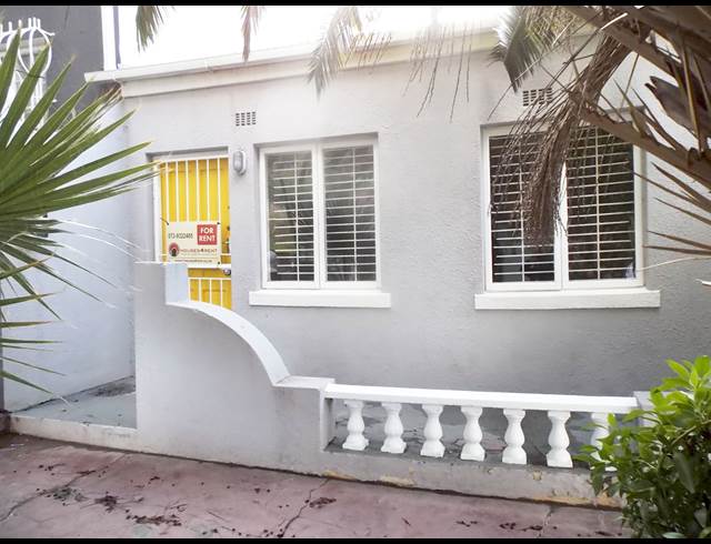 2 bed property to rent in SCHOTSCHE KLOOF