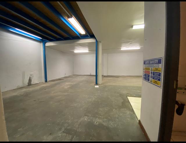 318M² WAREHOUSE TO LET IN MARCONI BEAM INDUSTRIA