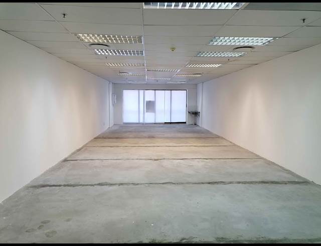 100M² RETAIL TO LET IN DURBANVILLE CENTRAL