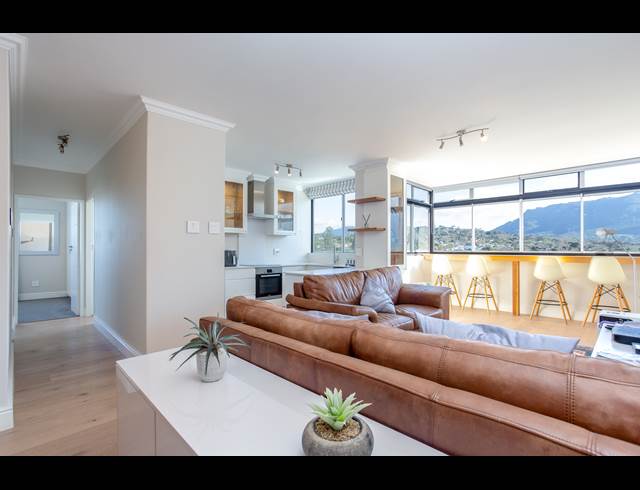 2 BEDROOM APARTMENT RENTED IN CLAREMONT UPPER