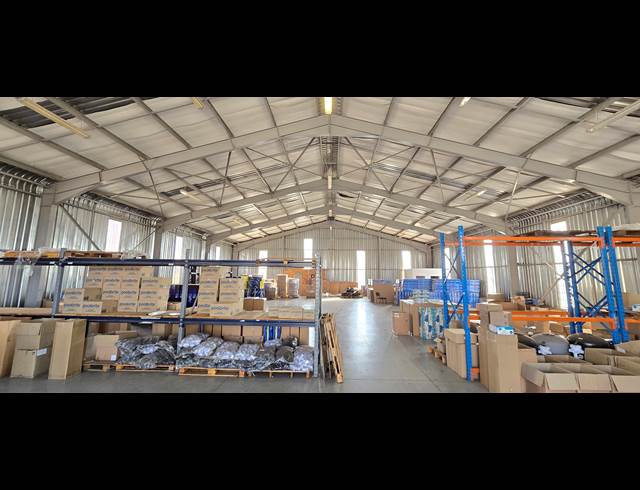 630M² WAREHOUSE TO LET IN MULDERSDRIFT