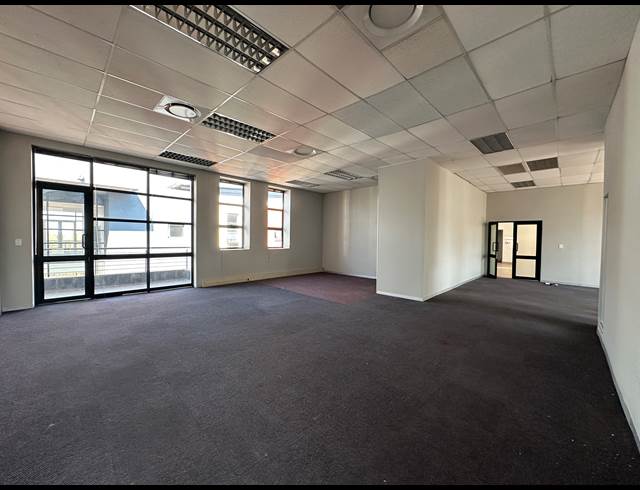 132.20M² OFFICE TO LET IN HIGHVELD TECHNOPARK