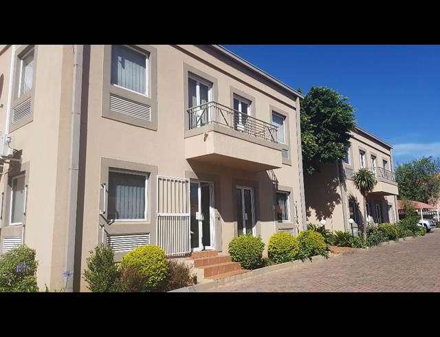 125M² OFFICE TO LET IN MEYERSDAL