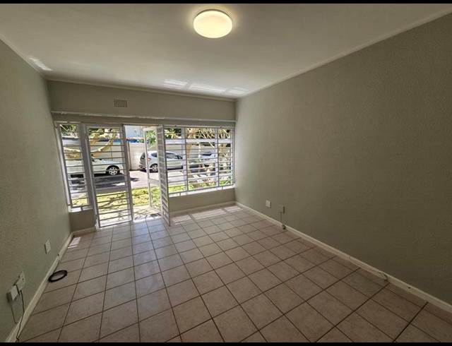 0 BEDROOM PROPERTY TO RENT IN RONDEBOSCH