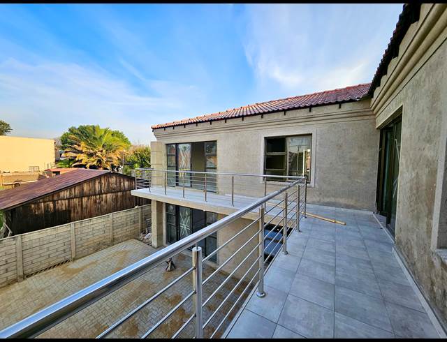 0 bed property to rent in KLOPPERPARK