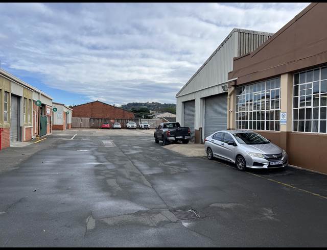 617M² WAREHOUSE TO LET IN NEW GERMANY