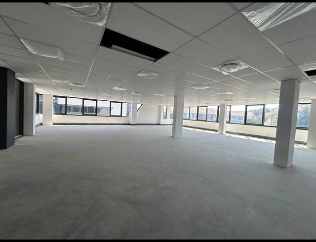 333M² WAREHOUSE TO LET IN VORNA VALLEY