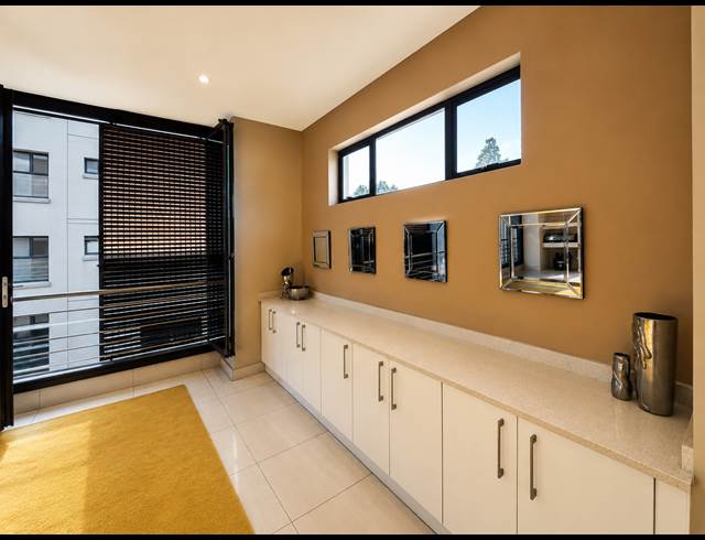 3 BEDROOM APARTMENT TO LET IN MORNINGSIDE
