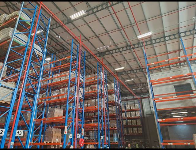 5,161M² FACTORY TO LET IN POMONA