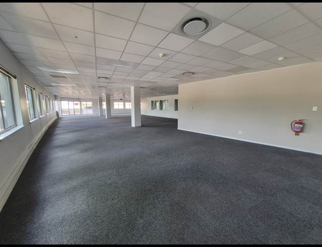724M² OFFICE TO LET IN SANDTON CENTRAL