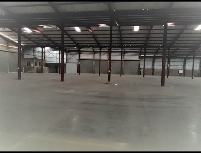 5,787M² WAREHOUSE TO LET IN SILVERTON