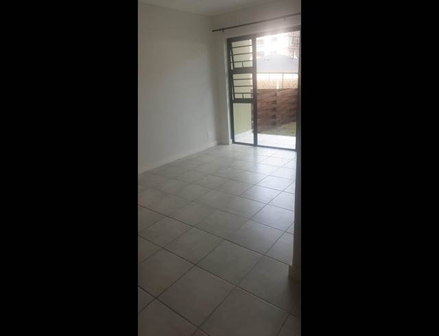 1 BEDROOM PROPERTY TO RENT IN GREENBAY ECO ESTATE