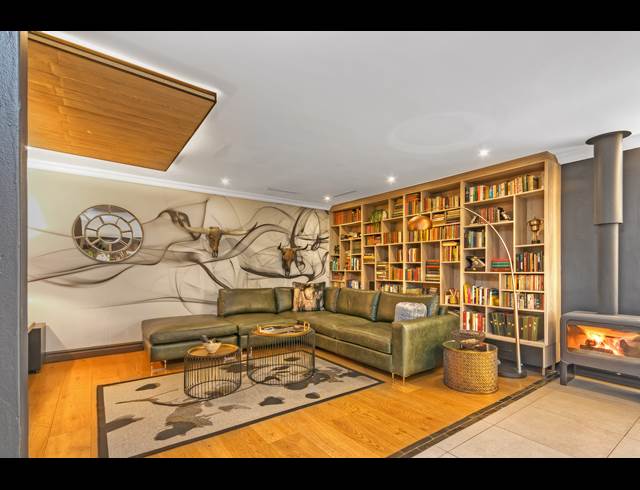 3 BEDROOM HOUSE TO LET IN SANDOWN ESTATE