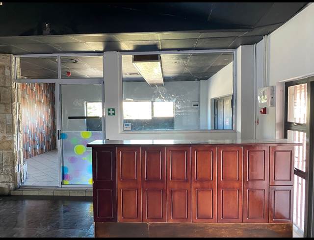 370M² RETAIL TO LET IN PARKLANDS