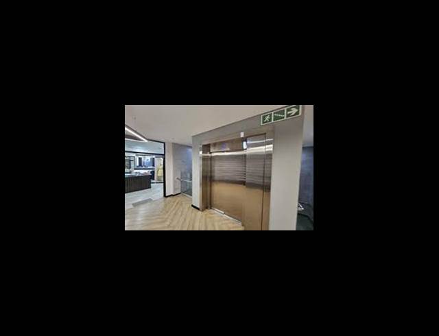 98M² MEDICAL SUITE TO LET IN OTTERY
