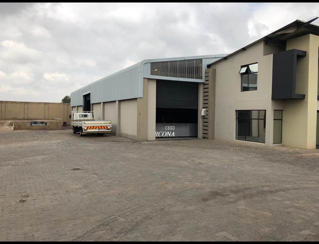 1,000M² WAREHOUSE TO LET IN PRIMROSE