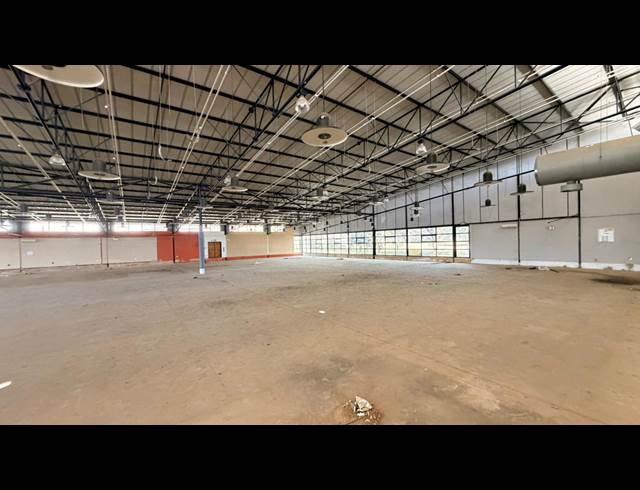 2,400M² WAREHOUSE TO LET IN ROSSLYN
