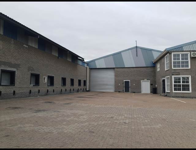 3,260M² WAREHOUSE TO LET IN KILLARNEY GARDENS