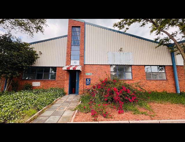 444M² WAREHOUSE TO LET IN ROBERTVILLE