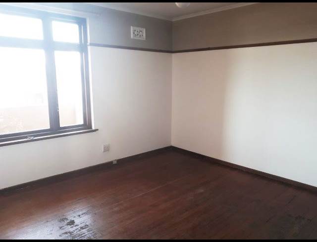 2 bed property to rent in WOODSTOCK