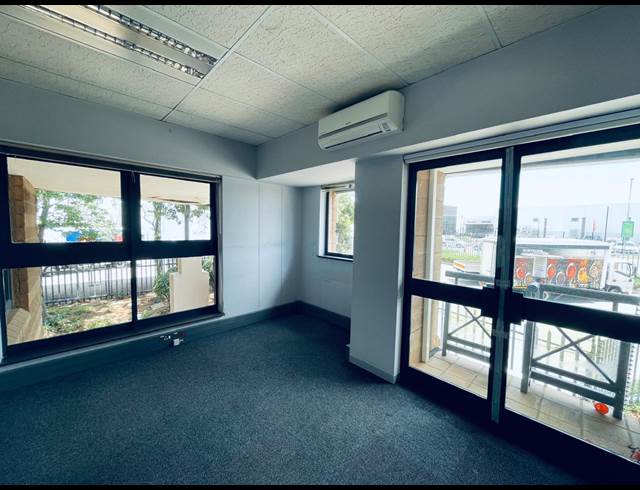 494M² OFFICE TO LET IN RANDJESPARK