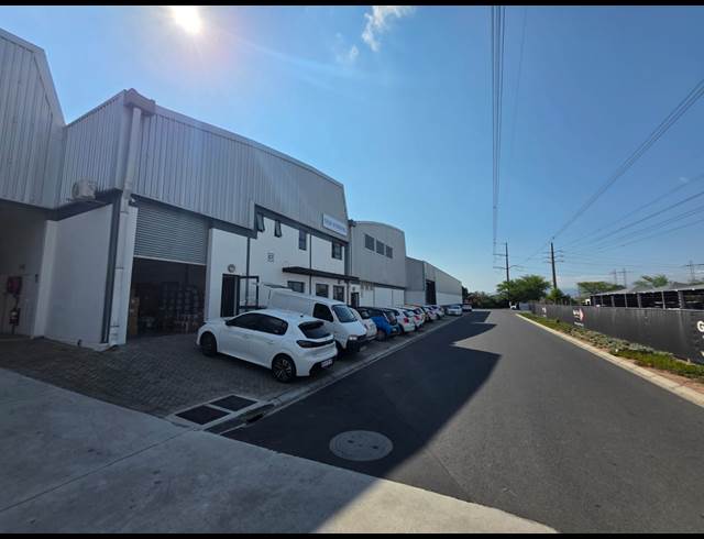 491M² WAREHOUSE TO LET IN FIRGROVE