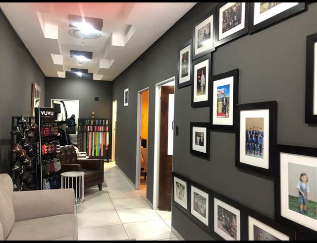 86M² RETAIL TO LET IN ROSEBANK