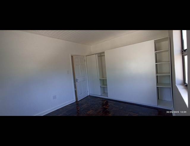 3 bed property to rent in ROUX PARK