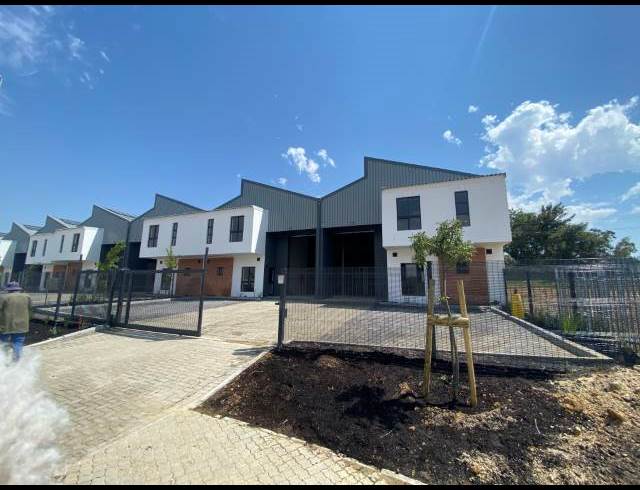 308M² WAREHOUSE TO LET IN FISANTEKRAAL INDUSTRIAL