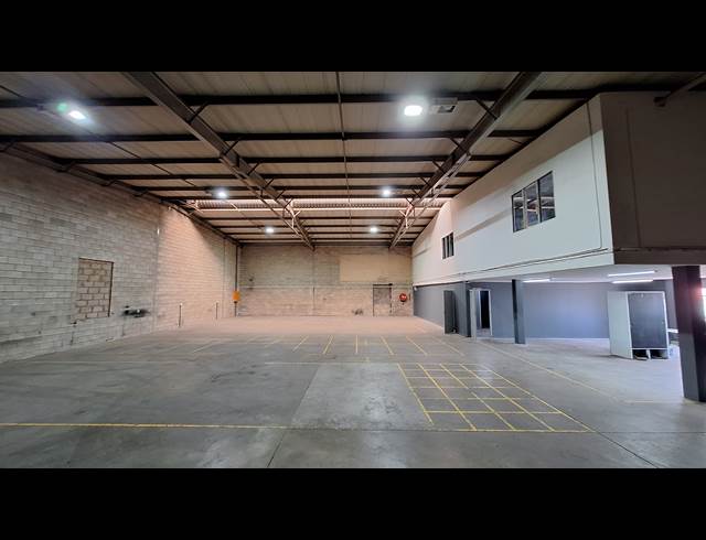 662M² WAREHOUSE TO LET IN KYA SANDS