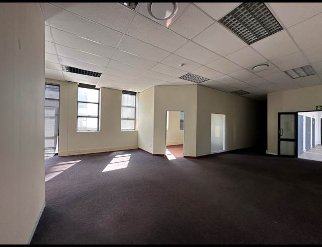 127.50M² OFFICE TO LET IN HIGHVELD TECHNOPARK
