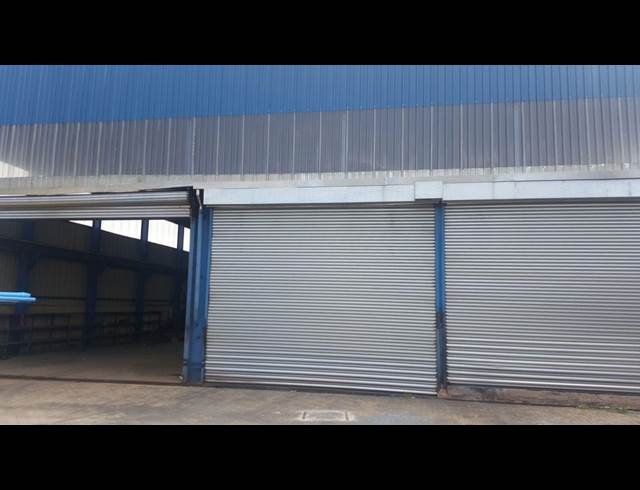 1,400M² WAREHOUSE RENTED IN WADEVILLE