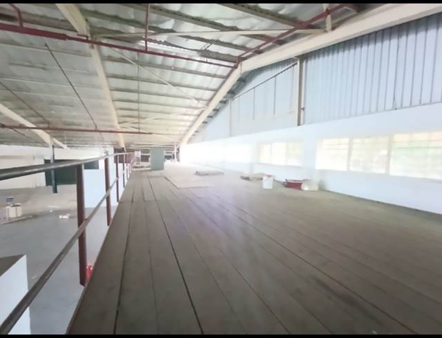 1,630M² WAREHOUSE TO LET IN WESTMEAD
