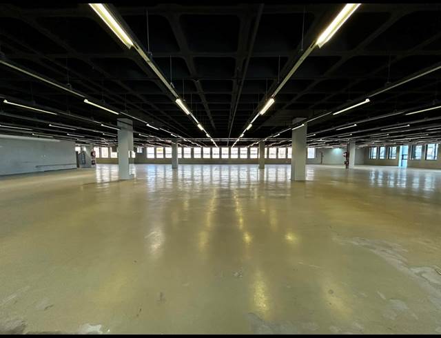2,420.47M² RETAIL TO LET IN EASTGATE