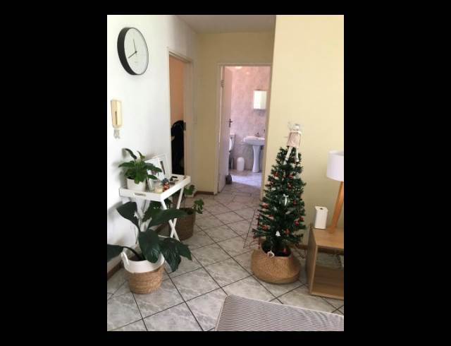 2 bed property to rent in GREENSIDE