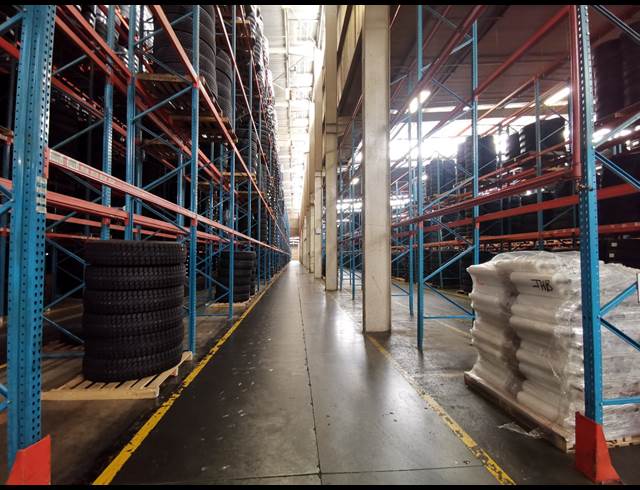 19,294M² WAREHOUSE TO LET IN JET PARK