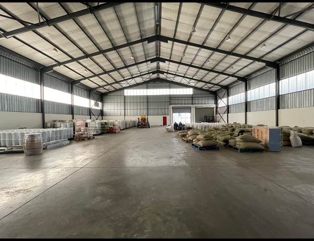 2,448M² WAREHOUSE TO LET IN GLEN AUSTIN AH