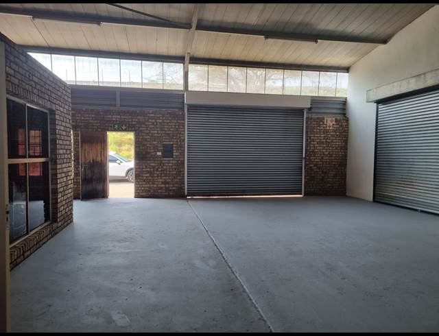 138.40M² WAREHOUSE TO LET IN VINTONIA