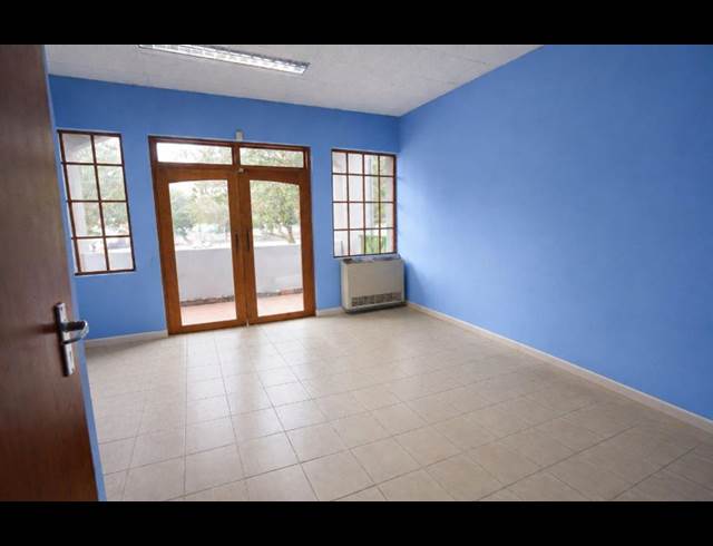 77M² BUSINESS CENTRE TO LET IN NELSPRUIT CENTRAL