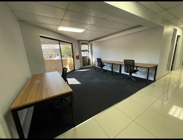 235M² OFFICE TO LET IN HURLINGHAM