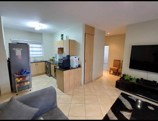 2 BEDROOM PROPERTY TO RENT IN MEYERSDAL