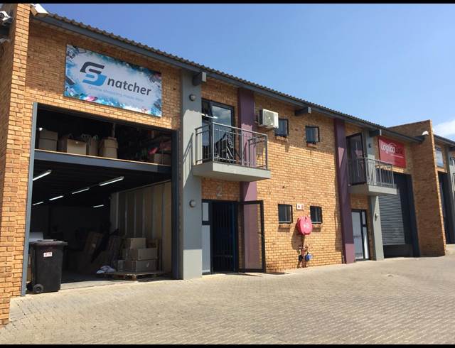 200M² WAREHOUSE RENTED IN LASER PARK