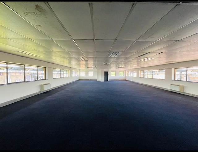 1,840M² OFFICE TO LET IN RANDJESPARK